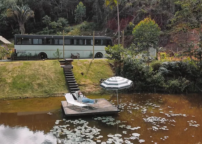 Hosperdagem No Onibus Off White Em Santa Teresa No Circuito Caravaggio