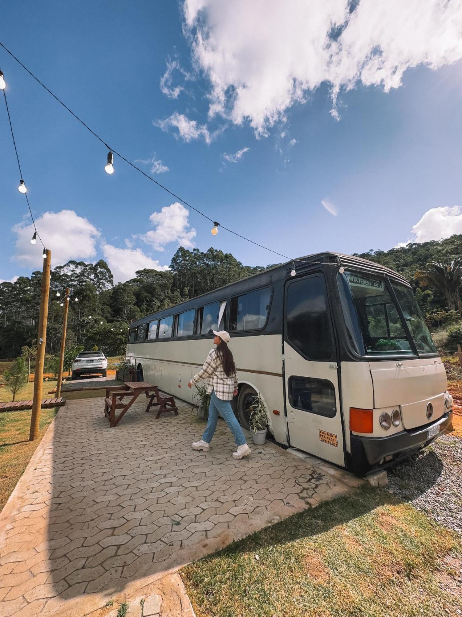 Campo de lujo Hosperdagem No Onibus Off White Em No Circuito Caravaggio *