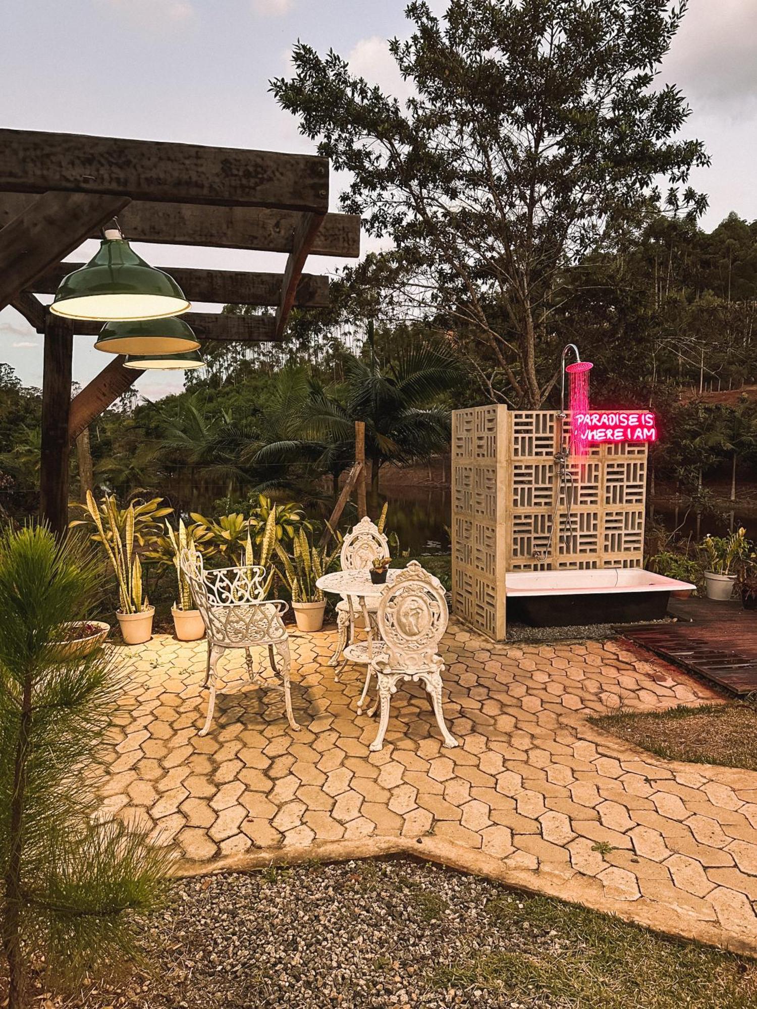 Hosperdagem No Onibus Off White Em No Circuito Caravaggio Campo de lujo Santa Teresa (Espirito Santo)